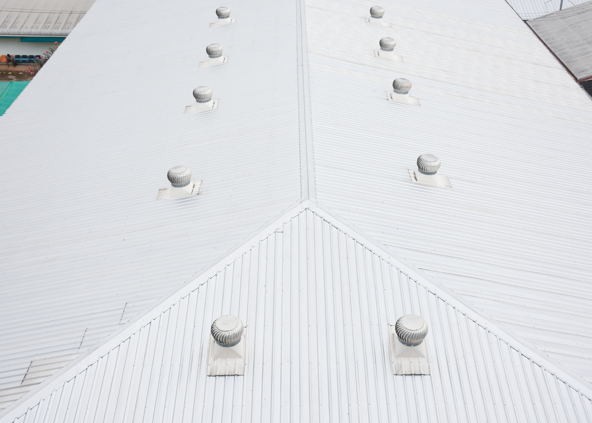 commercial roofing services Temecula, CA